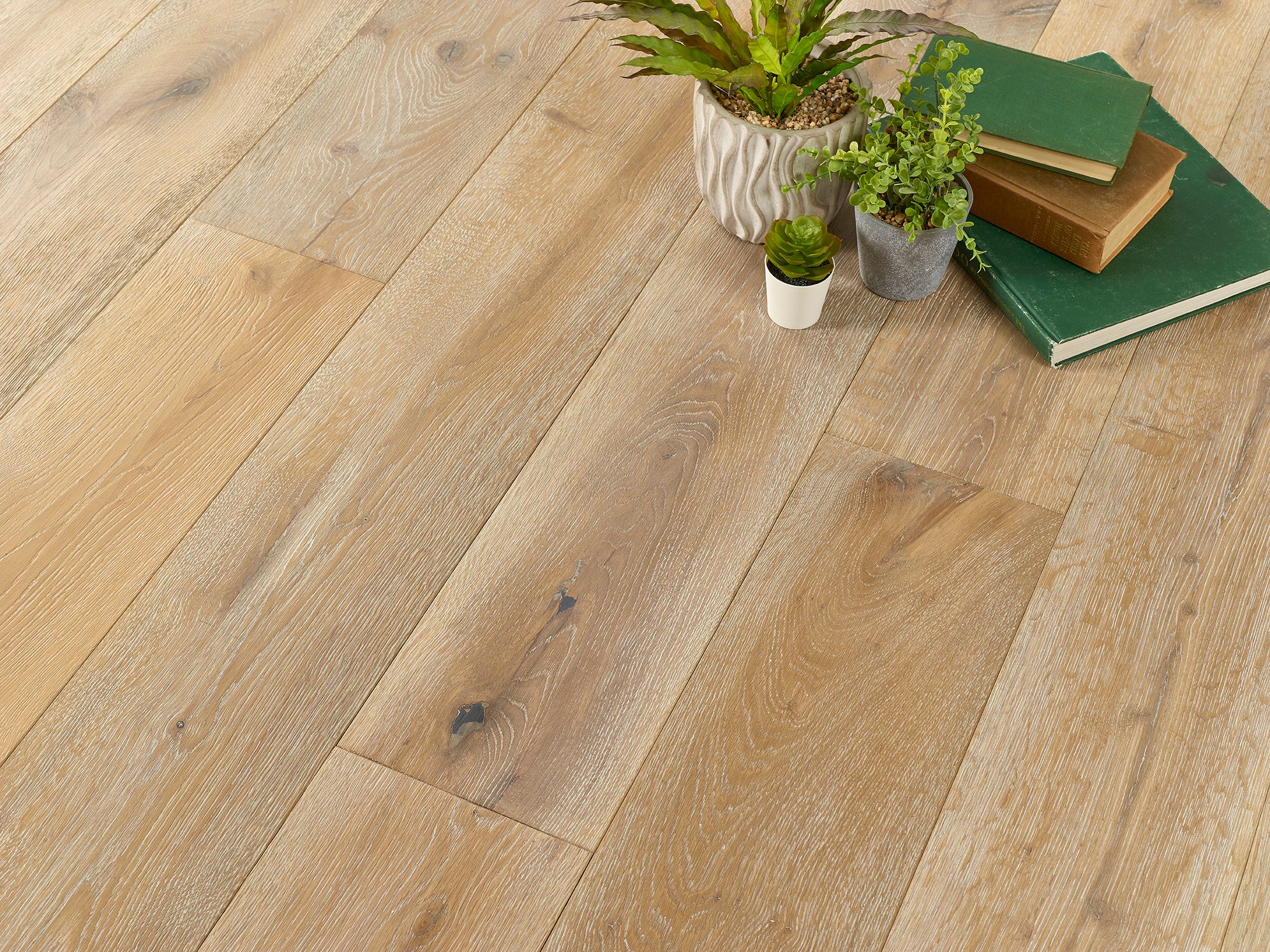 Deep Brushed White Oiled Oak - Image 3