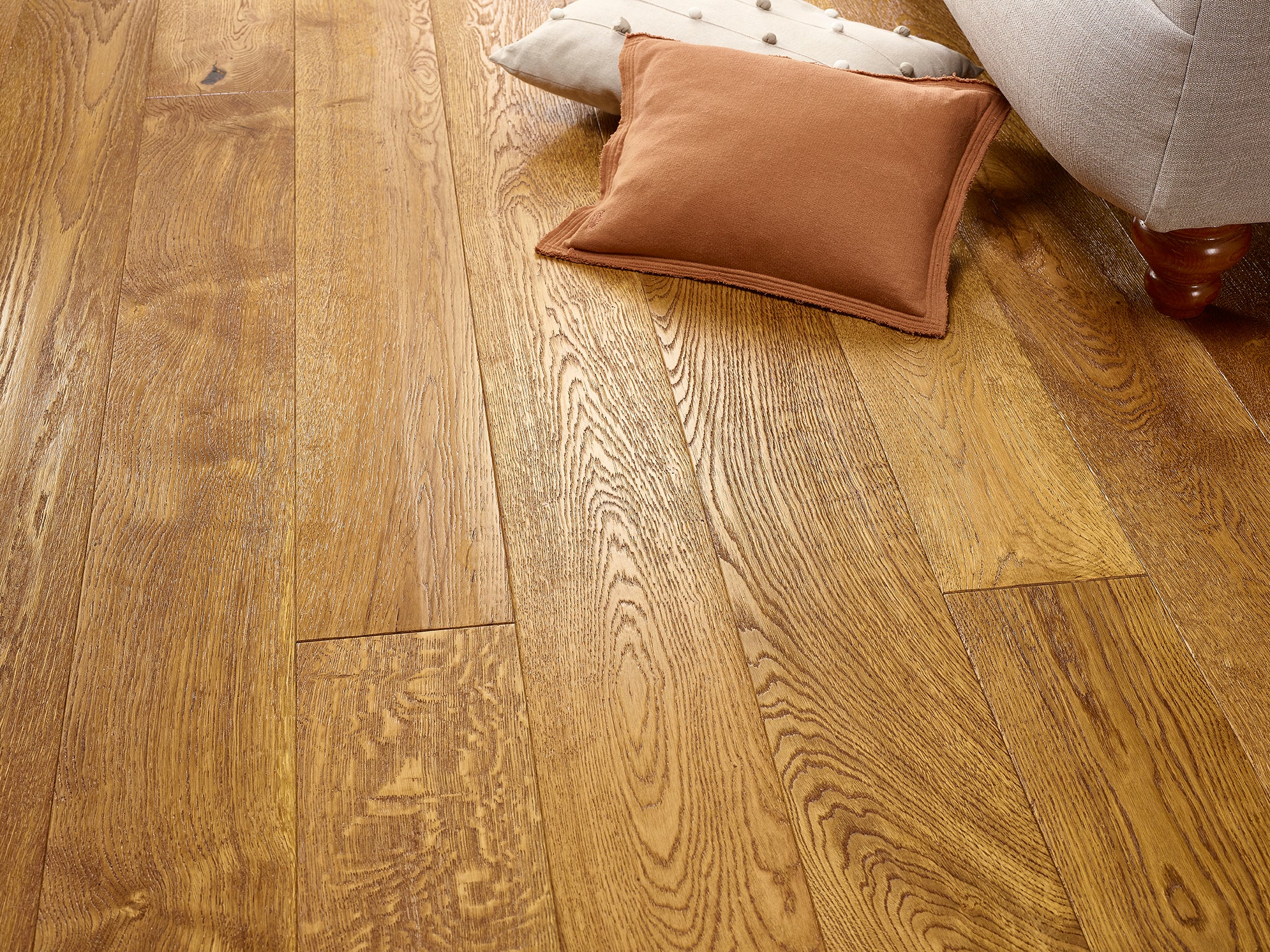 Golden Deep Brushed Oak