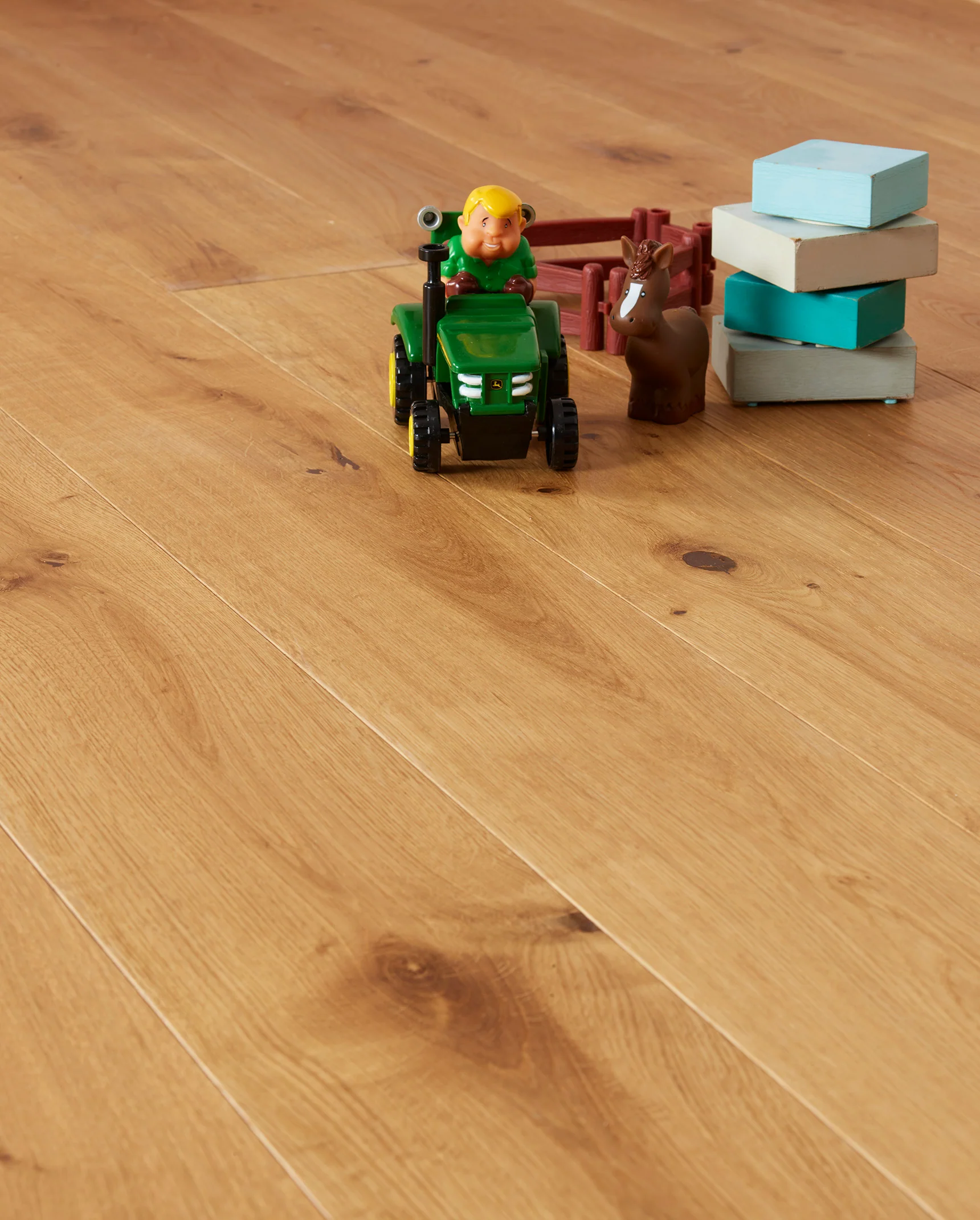French Oak Rustic Narrow Plank UV Oiled - Image 2