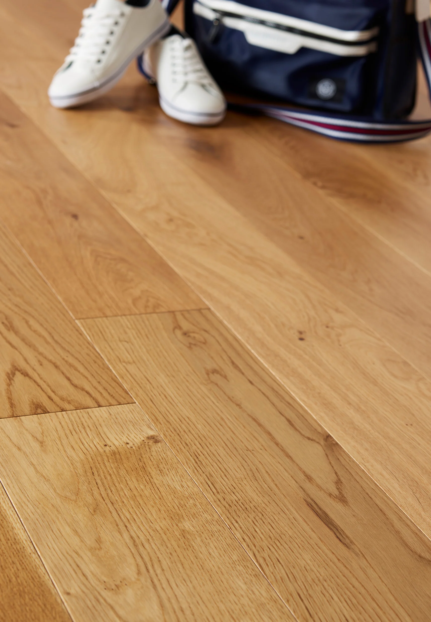French Oak Rustic Narrow Plank Matt Lacquered - Image 3