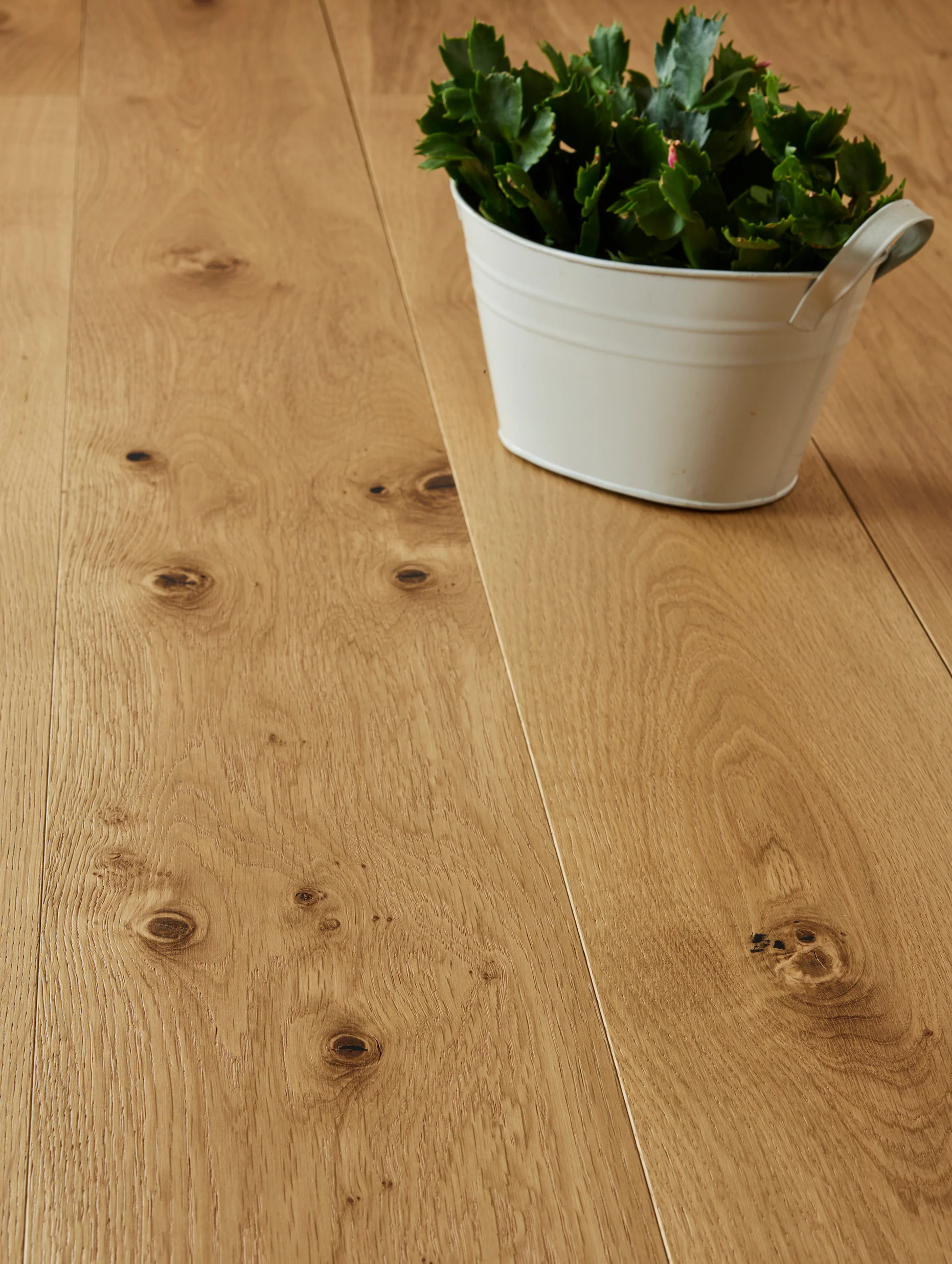 French Oak Character Brushed UV Oiled Classic - Image 2
