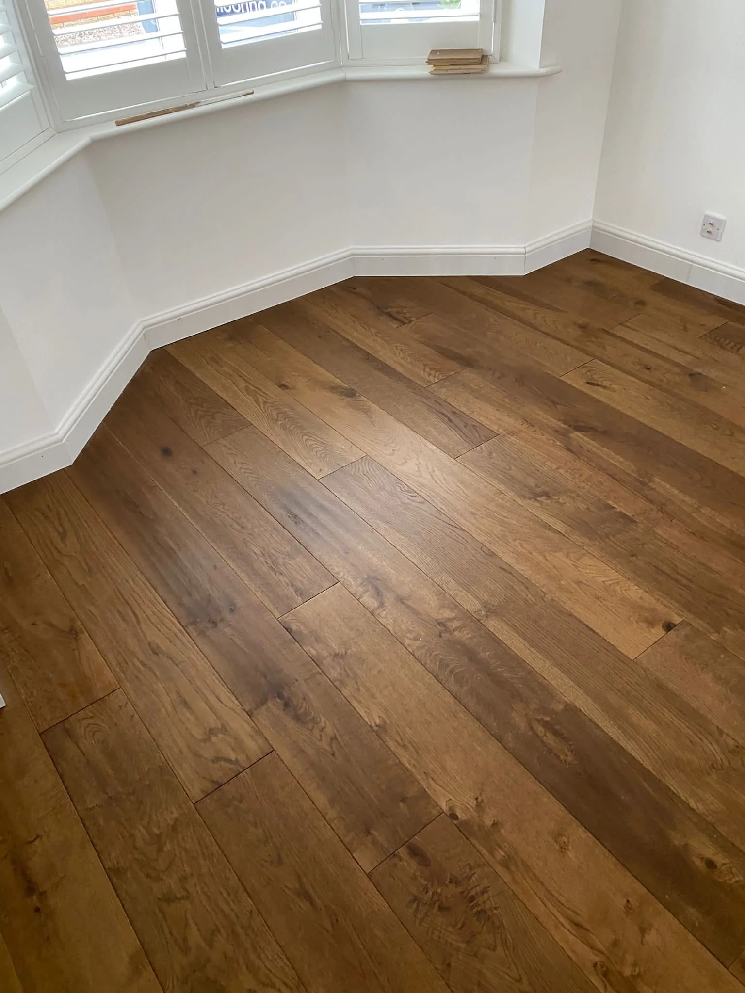 French Oak Character Distressed Classic
