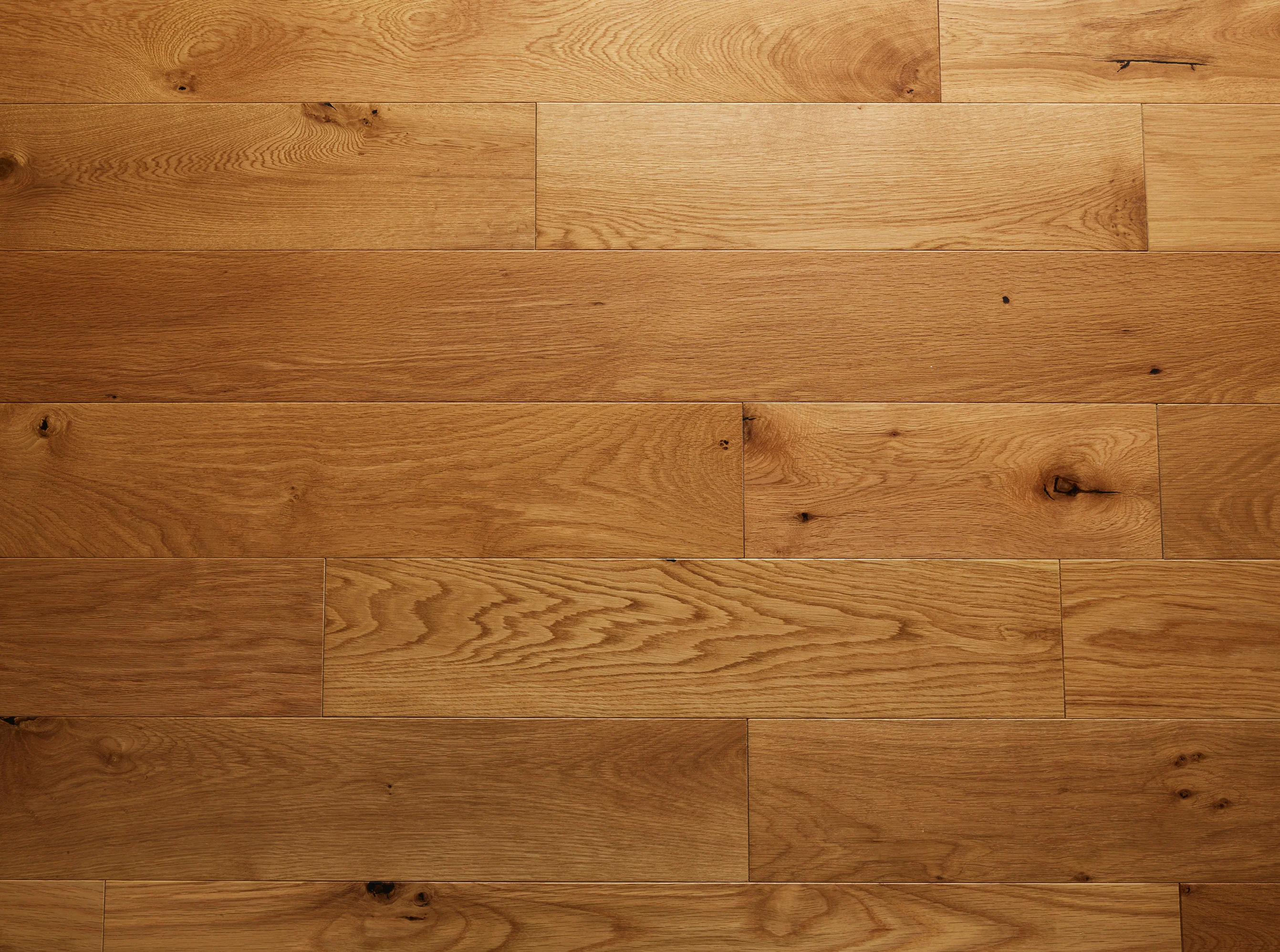 French Oak Character Brushed UV Oiled - Image 4