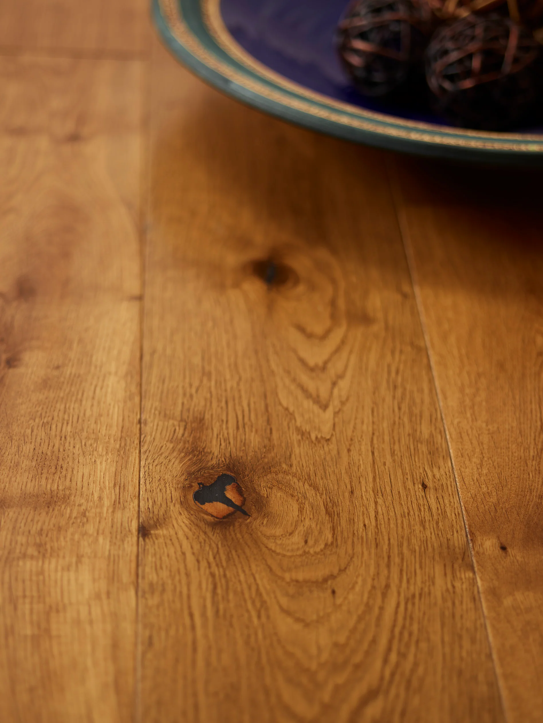 French Oak Character Smoked Lacquered - Image 3