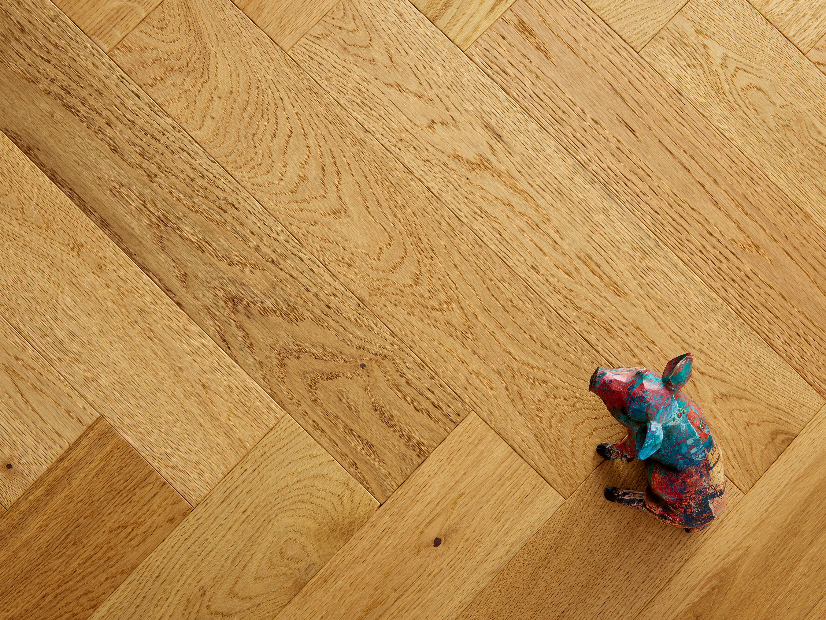 Select Oak Large Herringbone Brushed UV Oiled - Image 3