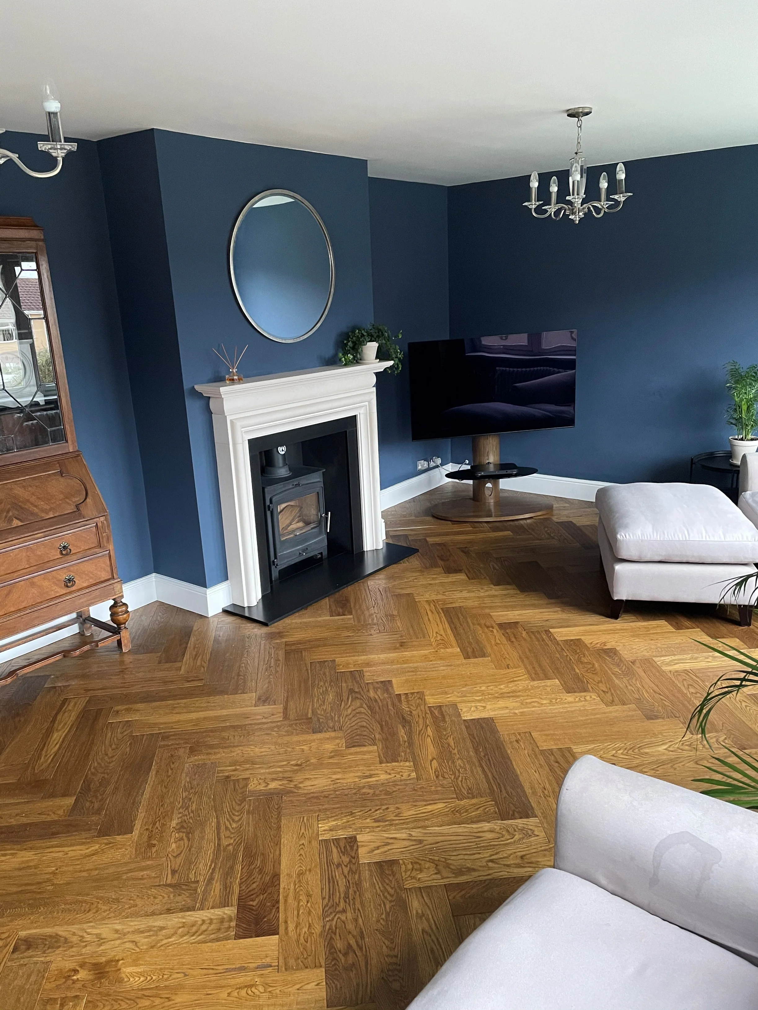Character Oak Herringbone Cognac Stained