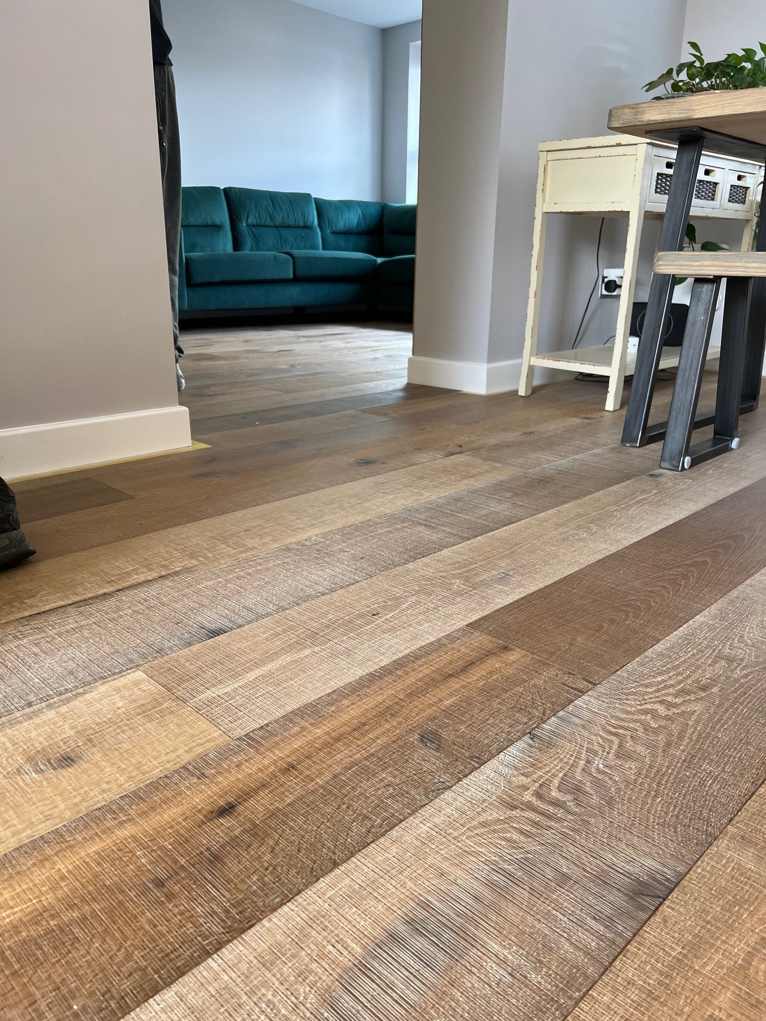 14x190 Rural Sawn Oak - Image 3