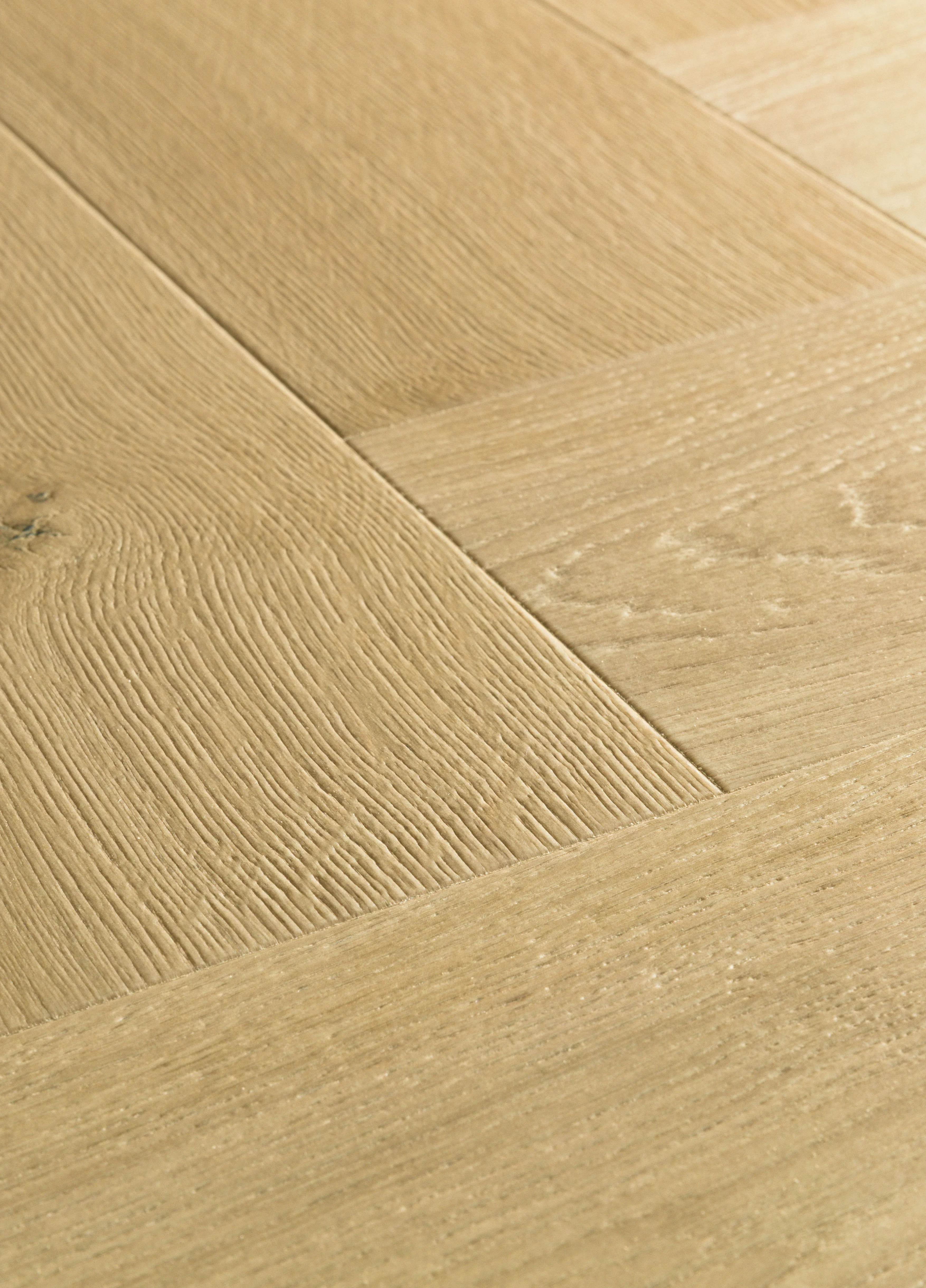 Quickstep | Impressive Design 8mm Laminate Herringbone Cardamom Oak - Image 6