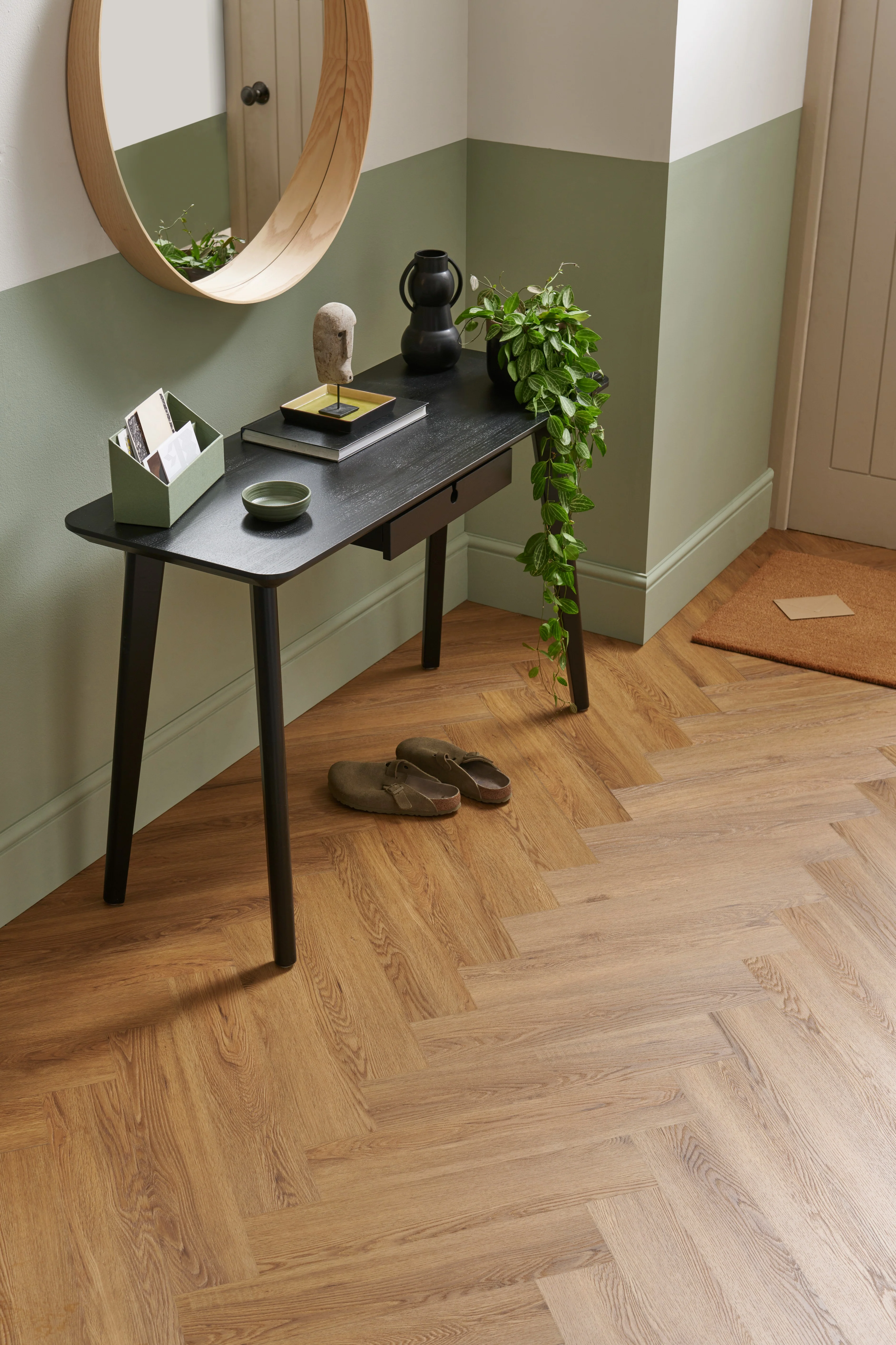 Woodpecker | Weymouth Millhouse Oak Herringbone